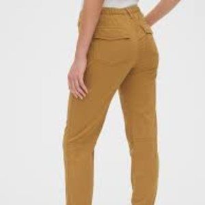 NWOT Gap Khaki Joggers Pants, Moss Green, sz 10